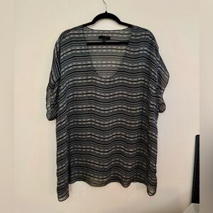 Joe’s striped pattern flowey tunic size large